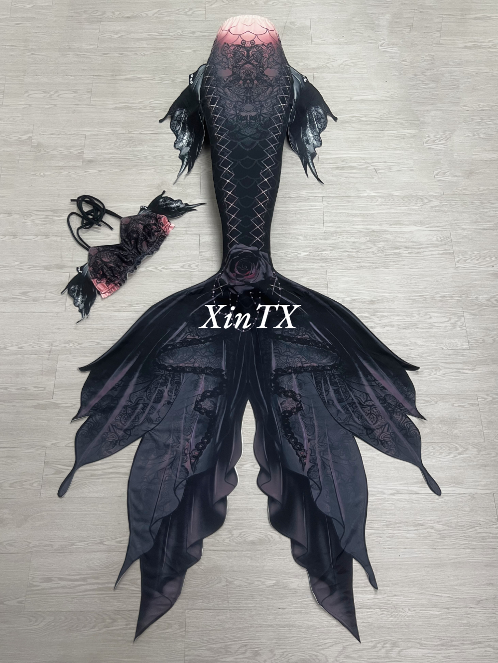 Mermaid Tail Dark Gothic Style – обзор и цена Aquarium & Marine Museum