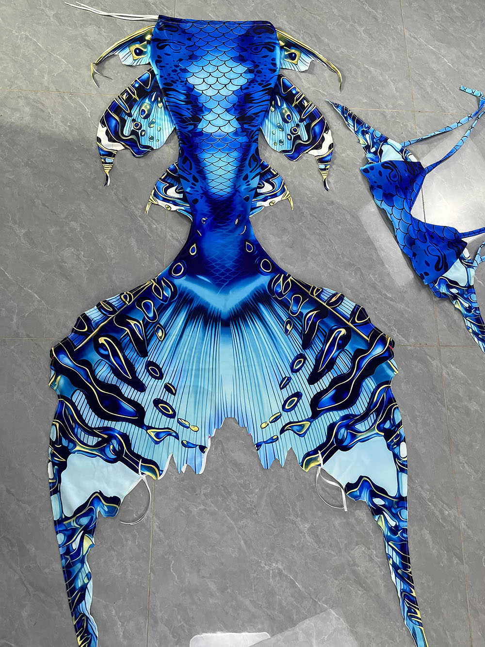 Colorful Dreamy Mermaid Tail A – обзор и цена Aquarium & Marine Museum